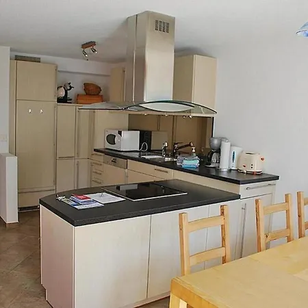 Apartment Pfingstweidli 6 Bett *